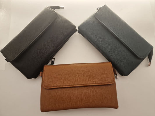Kompakte Umhängetasche aus Kunstleder – elegante Crossbody Tasche