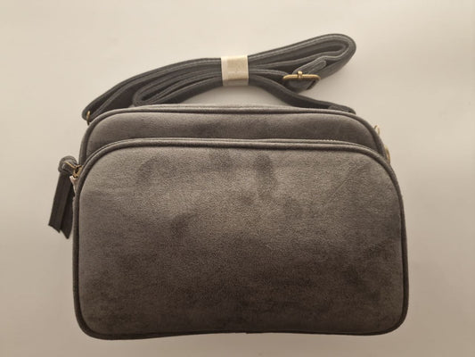 Kleine Umhängetasche in Velours-Optik – elegante Crossbody Tasche